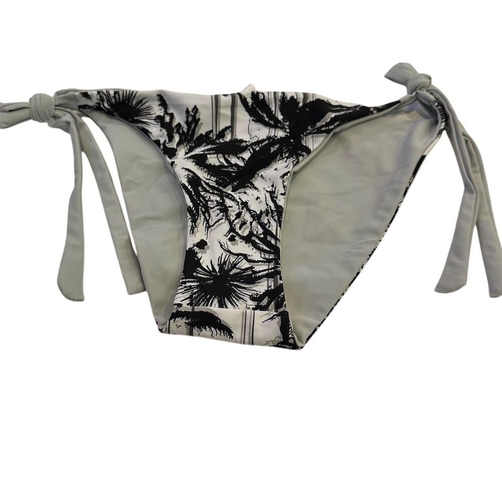 Forever Young Women's M Black Palm Print Tie-Fastening Bikini Bottom‎